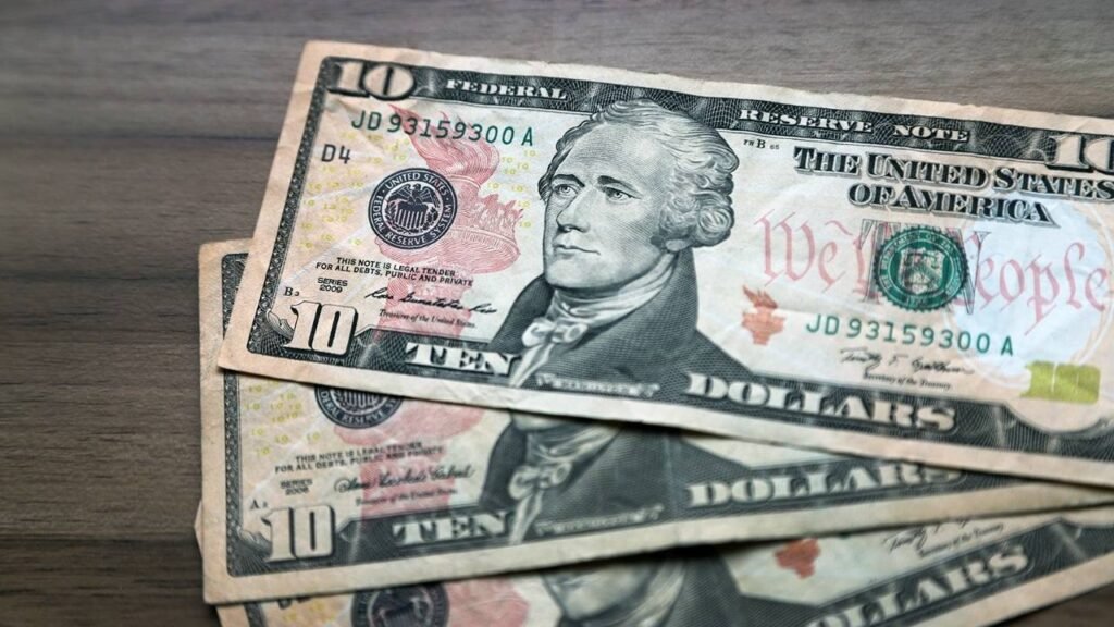 10 Bill a Secret Fortune Worth Millions